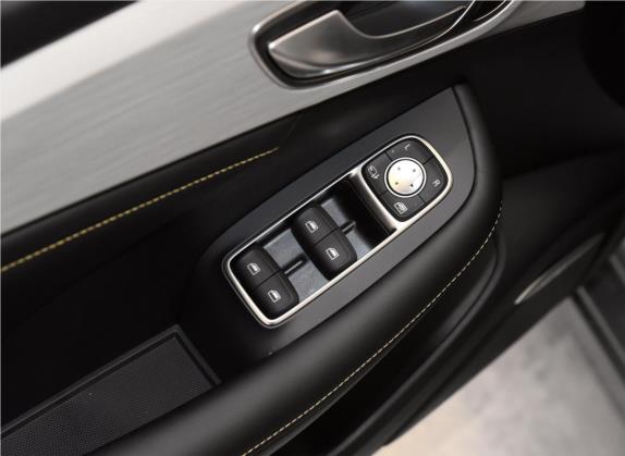 荣威i6 MAX 2020款 300TGI 自动爽酷天幕智驾Supreme版 车厢座椅   门窗控制
