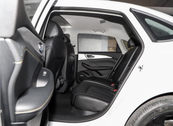 荣威i6 MAX新能源 2020款 1.5T PHEV爽酷版 车厢座椅   后排空间