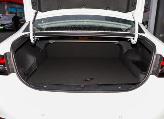 荣威i6 MAX新能源 2020款 1.5T PHEV爽酷版 车厢座椅   后备厢