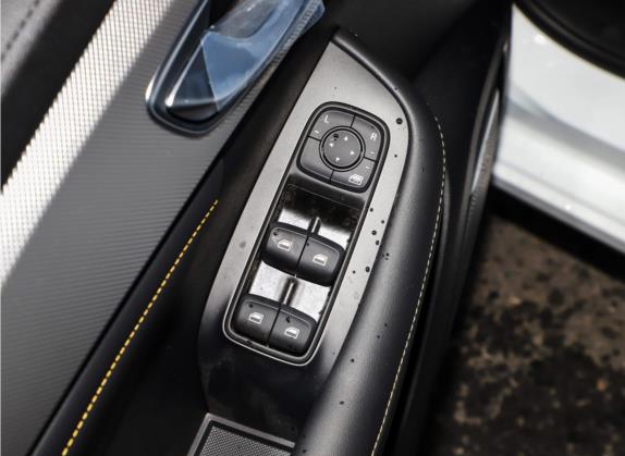 荣威i6 MAX新能源 2020款 1.5T PHEV爽酷版 车厢座椅   门窗控制
