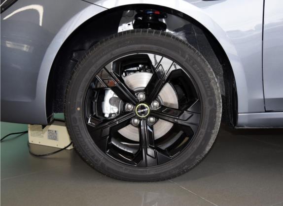 荣威i6 MAX新能源 2021款 EV 500天幕旗舰版 其他细节类   前轮