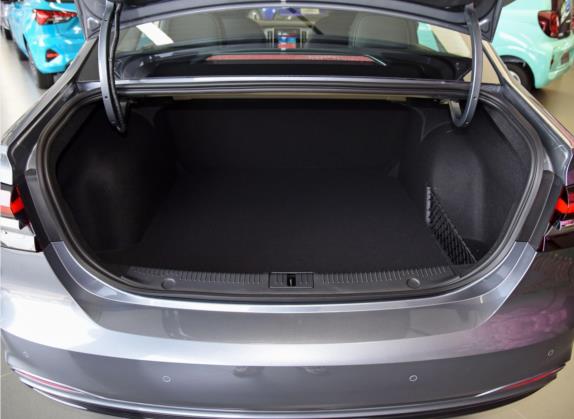 荣威i6 MAX新能源 2021款 EV 500天幕旗舰版 车厢座椅   后备厢
