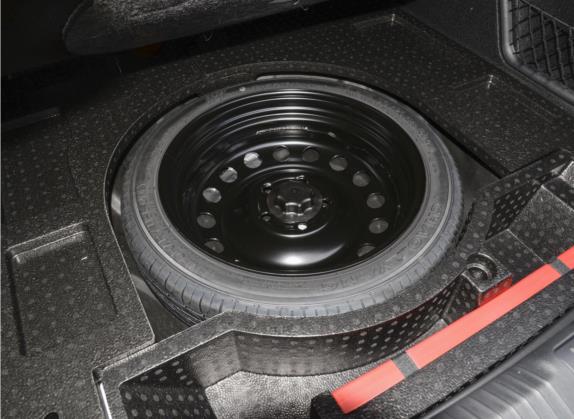 荣威i6 MAX新能源 2022款 EV 600天幕尊享版 其他细节类   备胎