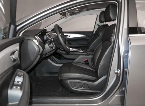 荣威i6 MAX新能源 2022款 EV 600天幕旗舰版 车厢座椅   前排空间