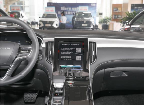 荣威i6 MAX新能源 2022款 EV 500天幕旗舰版 中控类   中控台