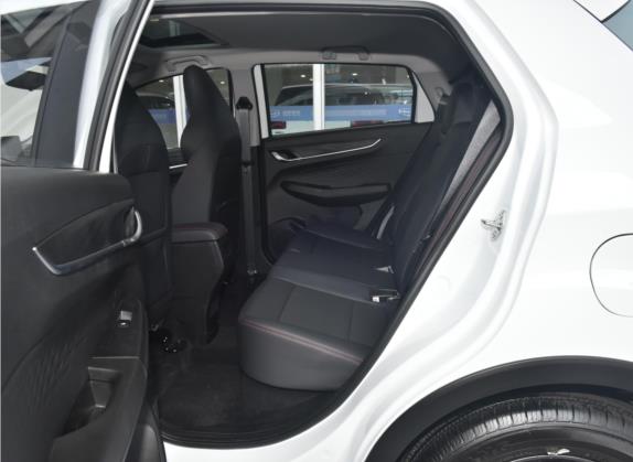 睿蓝汽车X3 PRO 2022款 1.5L 手动小萌 车厢座椅   后排空间