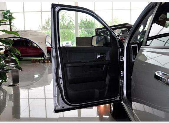 RAM Trucks 2011款 1500 Sport 车厢座椅   前门板