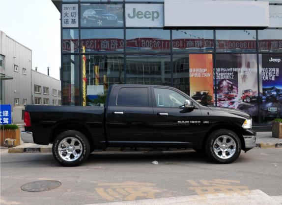 RAM Trucks 2011款 1500 Laramie 外观   正侧