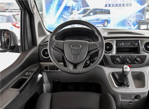 瑞风M3 2018款 宜家版 1.6L 豪华型 中控类   驾驶位