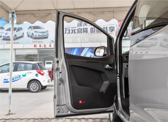 瑞风M3 2018款 宜家版 1.6L 豪华型 车厢座椅   前门板
