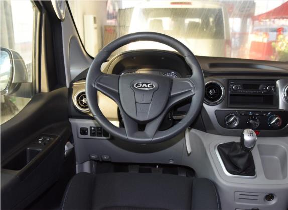 瑞风M3 2019款 宜家版 1.6L 豪华型 中控类   驾驶位