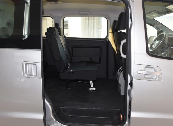瑞风M3 2019款 宜家版 1.6L 豪华型 车厢座椅   后排空间