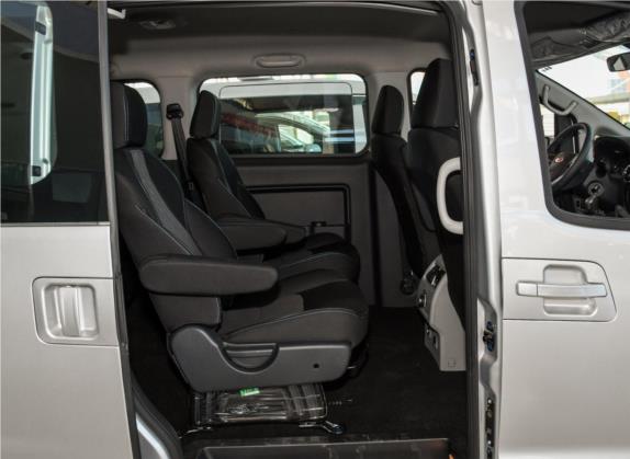 瑞风M3 2019款 宜家版 1.6L 豪华智能型 车厢座椅   后排空间