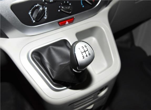 2019款 1.8L 2座穿梭版 中控类   挡把