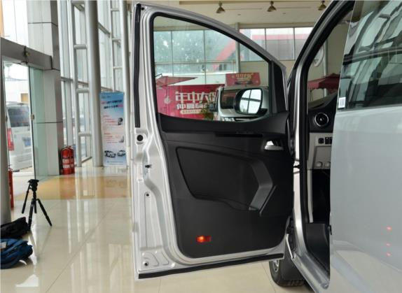 2019款 宜家版 1.8L 豪华智能型 车厢座椅   前门板
