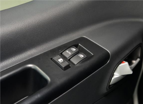 2019款 宜家版 1.8L 豪华智能型 车厢座椅   门窗控制