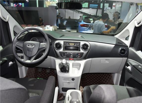 2019款 PLUS 创客版 1.8L 豪华智能型 中控类   中控全图