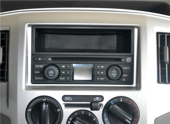 日产NV200 2014款 1.6L CVT豪华型 国IV 中控类   中控台