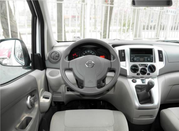 日产NV200 2014款 1.6L 手动尊雅型 国V 中控类   驾驶位