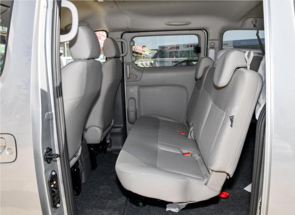 日产NV200 2018款 1.6L CVT尊享型 车厢座椅   后排空间