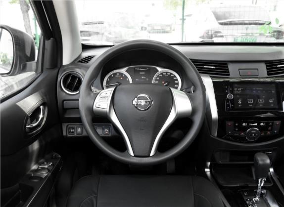 途达 2018款 2.5L 自动两驱豪华版 中控类   驾驶位