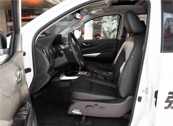途达 2020款 2.5L XV 4WD 自动四驱旗舰版 车厢座椅   前排空间