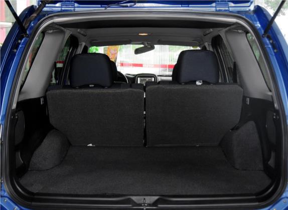 帕拉丁 2013款 2.4L 四驱豪华型 国IV 车厢座椅   后备厢