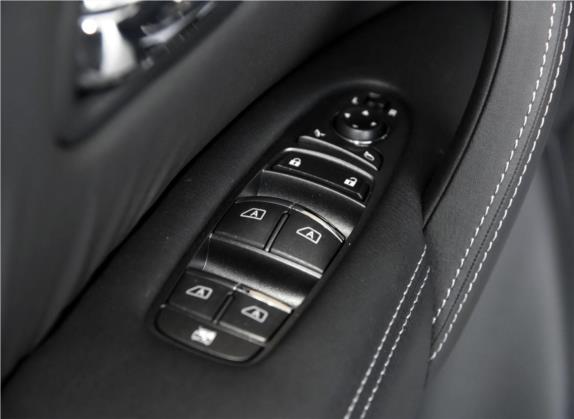 途乐 2017款 5.6L 标准型 车厢座椅   门窗控制