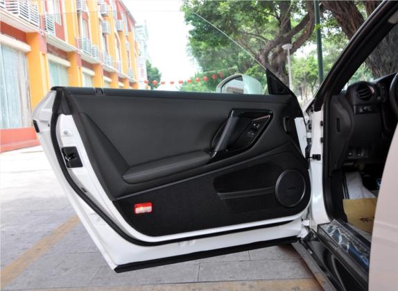 日产GT-R 2012款 3.8T Premium Edition 车厢座椅   前门板
