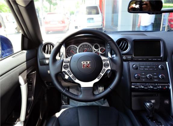 日产GT-R 2013款 3.8T Premium Edition 中控类   驾驶位