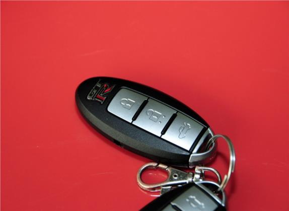 日产GT-R 2014款 3.8T Premium Edition 棕红内饰 其他细节类   钥匙