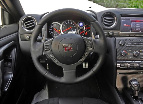 日产GT-R 2014款 3.8T Premium Edition 黑色内饰 中控类   驾驶位