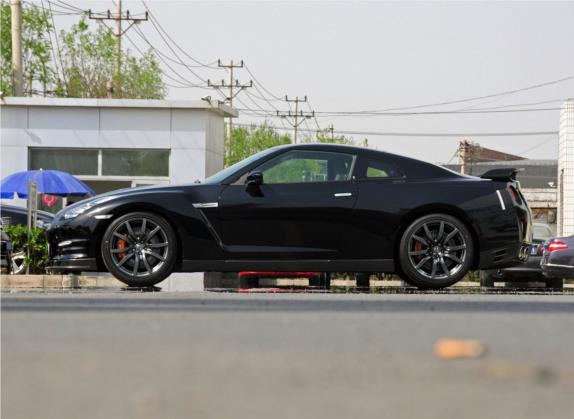 日产GT-R 2014款 3.8T Premium Edition 黑色内饰 外观   正侧