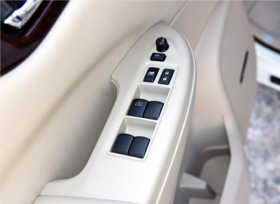 贵士 2015款 3.5L SL 车厢座椅   门窗控制