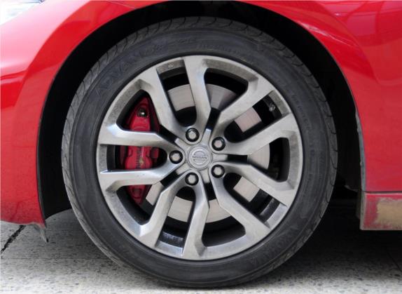 日产370Z 2013款 3.7L Coupe 其他细节类   前轮