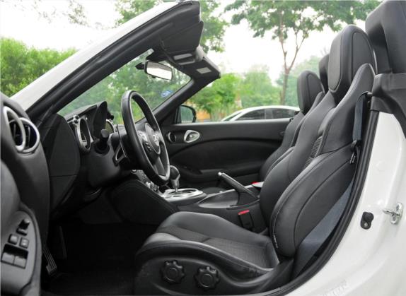 日产370Z 2013款 3.7L Roadster 车厢座椅   前排空间