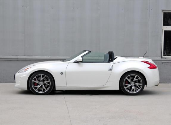 日产370Z 2013款 3.7L Roadster 外观   正侧