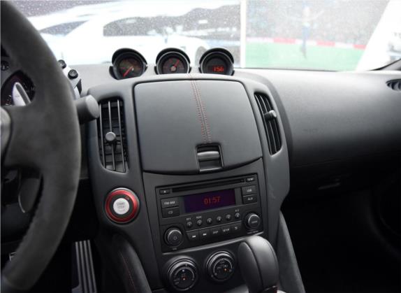 日产370Z 2015款 3.7L NISMO 中控类   中控台