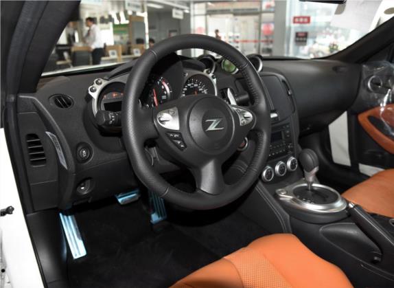 日产370Z 2015款 3.7L Coupe 中控类   驾驶位