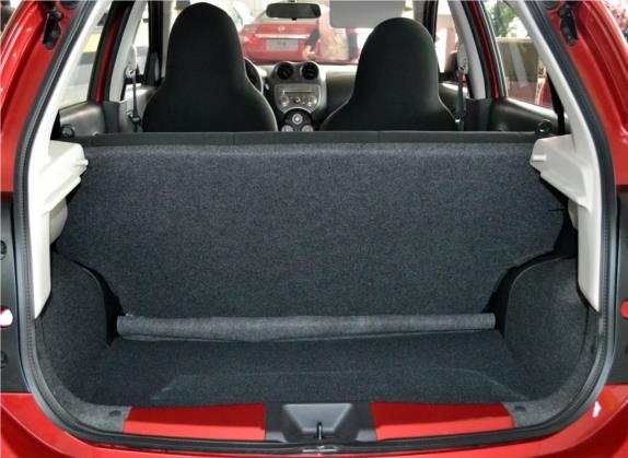 玛驰 2010款 1.5L 手动易型版 车厢座椅   后备厢