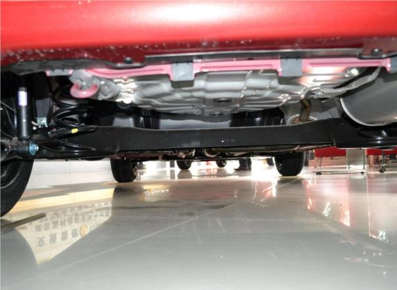 玛驰 2010款 1.5L 手动易型版 其他细节类   后悬架