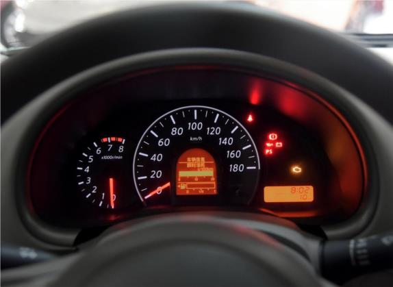 玛驰 2015款 1.5L 手动易炫版 中控类   仪表盘