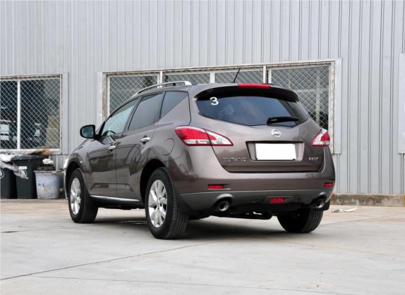 楼兰 2011款 3.5L CVT 外观   斜后