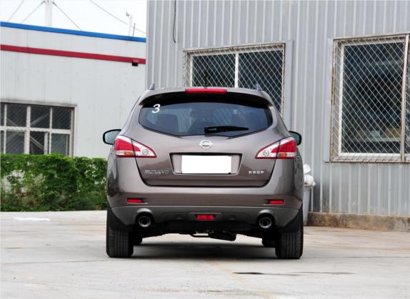 楼兰 2011款 3.5L CVT 外观   正后