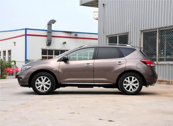 楼兰 2011款 3.5L CVT 外观   正侧