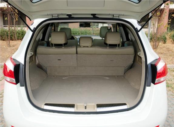 楼兰 2013款 3.5L CVT 荣耀版 车厢座椅   后备厢