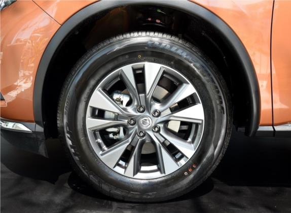 楼兰 2015款 2.5L XL NAVI 两驱智享版 其他细节类   前轮