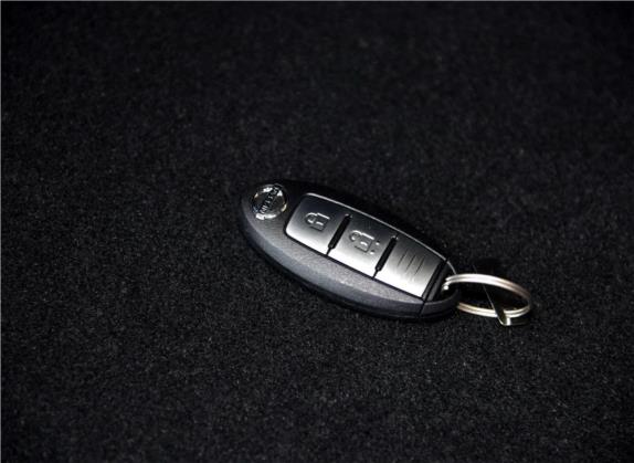 楼兰 2015款 2.5L XL NAVI 两驱智享版 其他细节类   钥匙