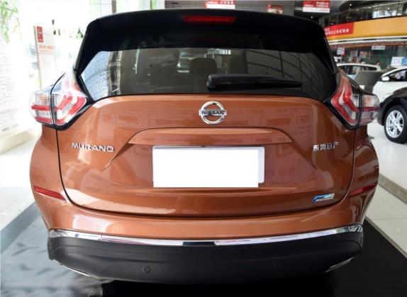 楼兰 2015款 2.5L XL NAVI 两驱智享版 外观   正后