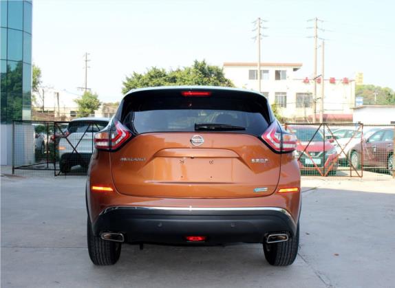 楼兰 2017款 2.5L XE 两驱精英版 外观   正后